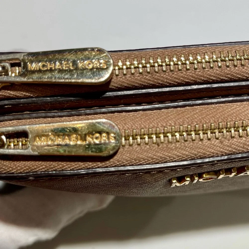 MICHAEL KORS Double Zipper Wristlet/Wallet, 2 compartments, Tan/Camel - Picture 2 of 10